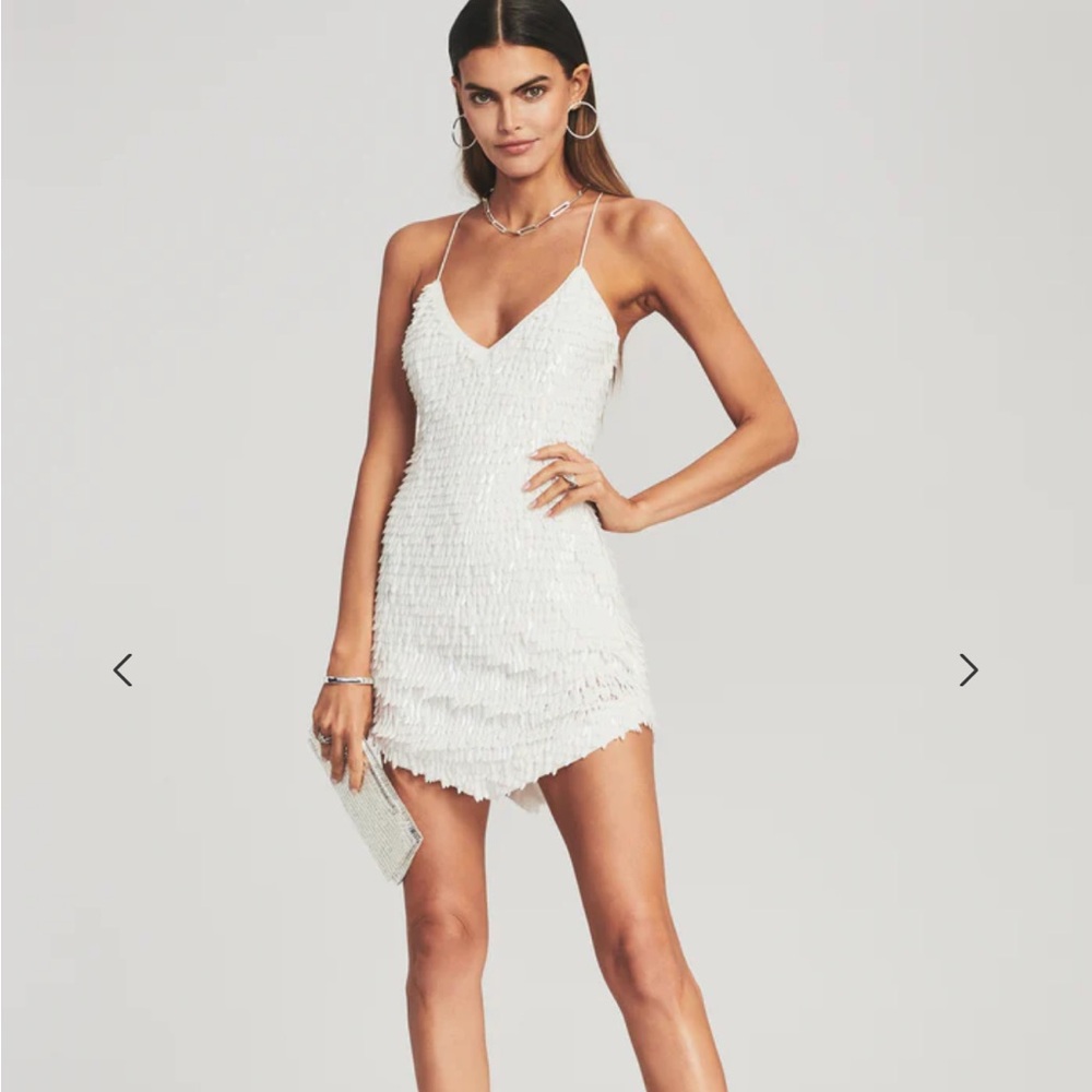 NWT RETROFETE WHITE SEQUIN FEATHER DRESS 🤍🤍🤍